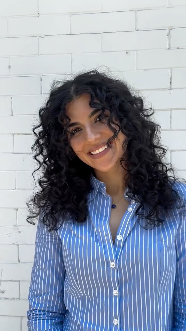 When your client is also a model 🤩 
#curlyhairvancouver #vancouverhairstylist #curlyhairspecialist