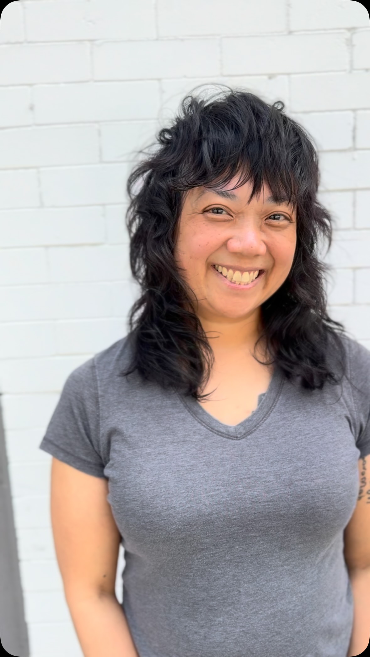 She’s a shag queen! 
#curlyhairvancouver #vancouverhairstylist #curlyhairspecialist